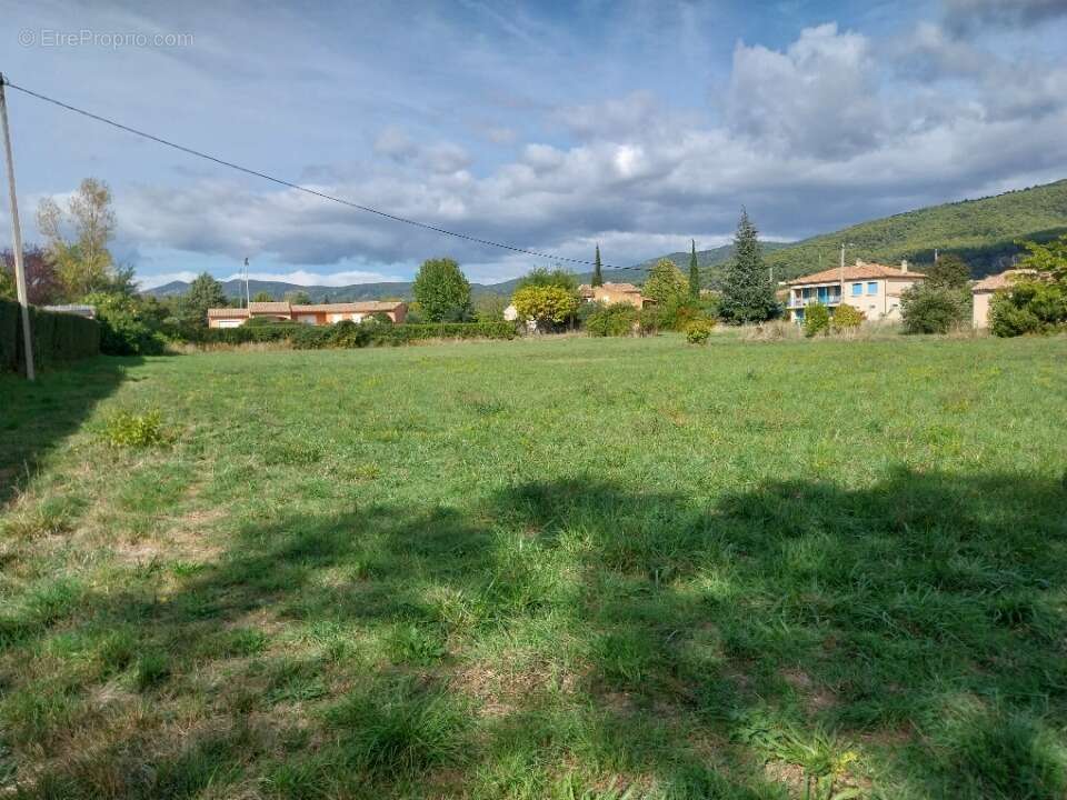 Terrain à AUPS