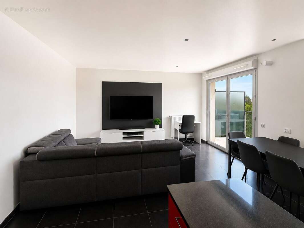 Appartement à CHENNEVIERES-SUR-MARNE
