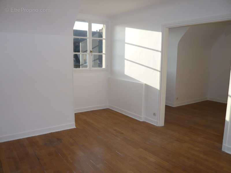 Appartement à COMPIEGNE