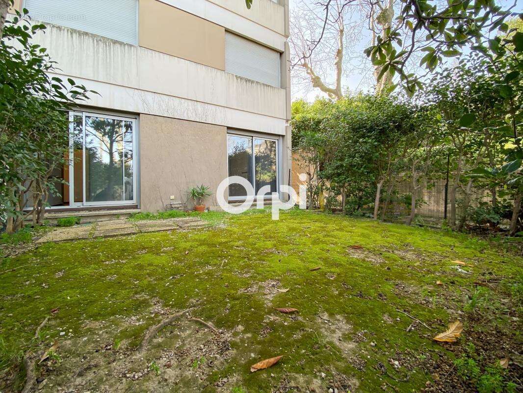 Appartement à MARSEILLE-9E