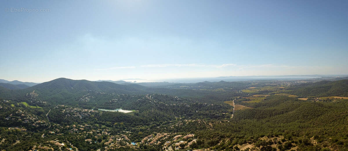 Maison à LA LONDE-LES-MAURES
