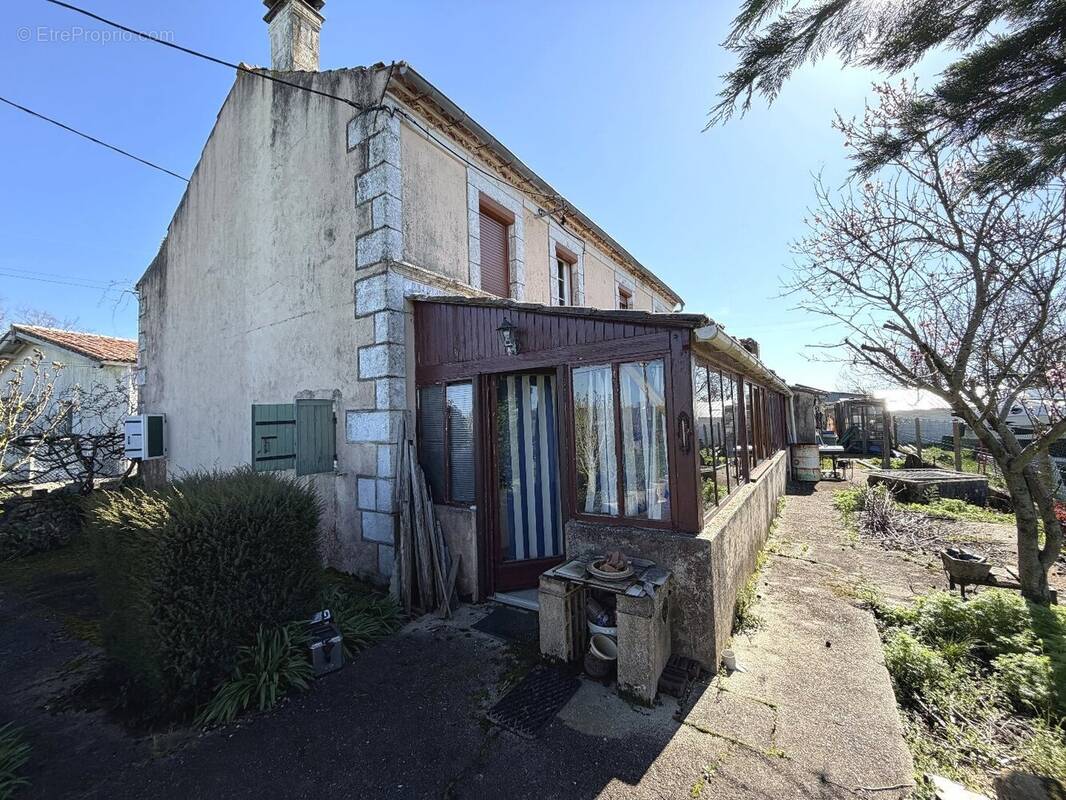 Maison à GEMOZAC