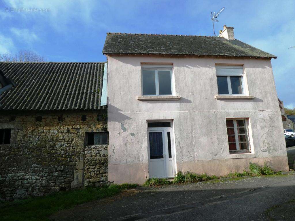 Maison à LANGOELAN