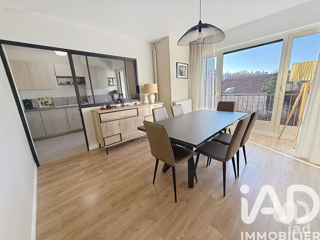 Photo 1 - Appartement à VAUCRESSON