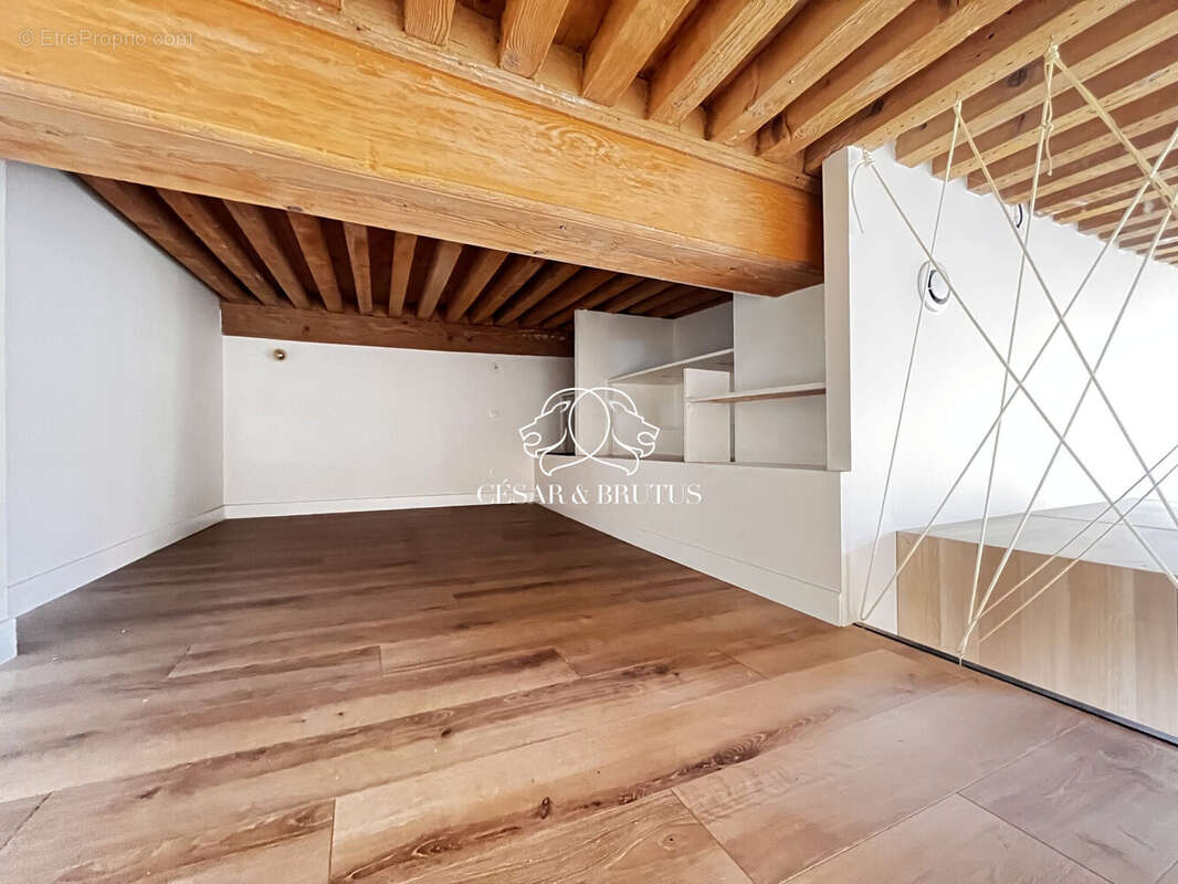 Appartement à LYON-4E