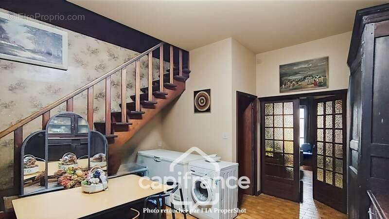 Maison de village louée - 8 pièces LAFITTE SUR LOT (47) - photo 8