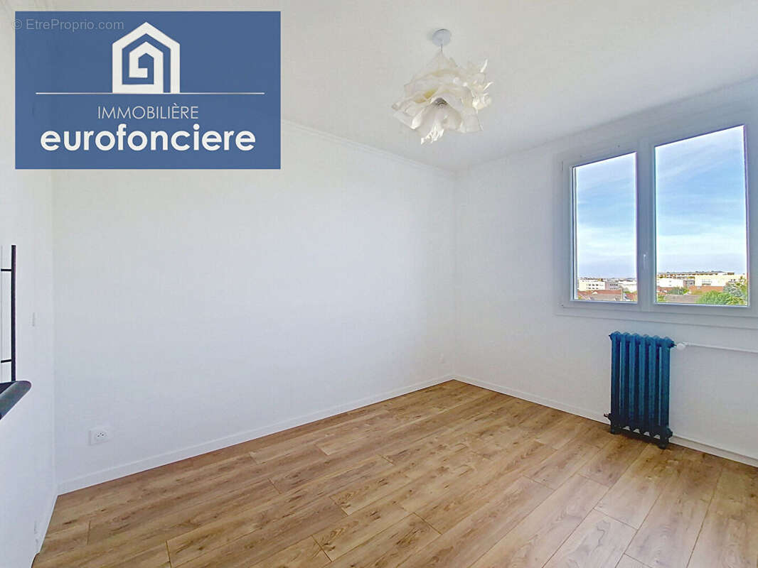 Appartement Saint André Les Vergers 4 pièces - photo 7