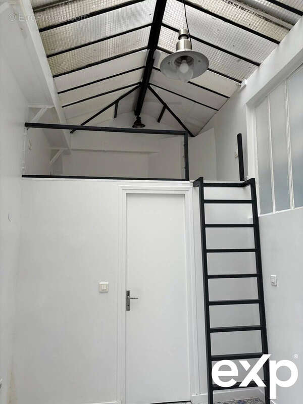 Commerce à PARIS-3E