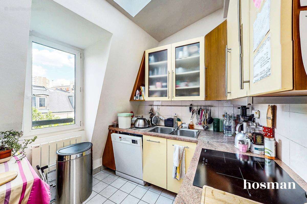 Appartement à LES LILAS