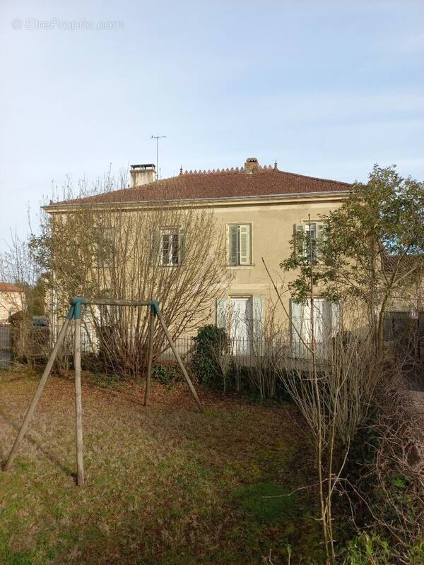 Maison à CASTELNAU-D'AUZAN