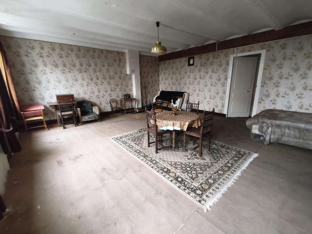 Appartement à SAINT-DIDIER-EN-VELAY