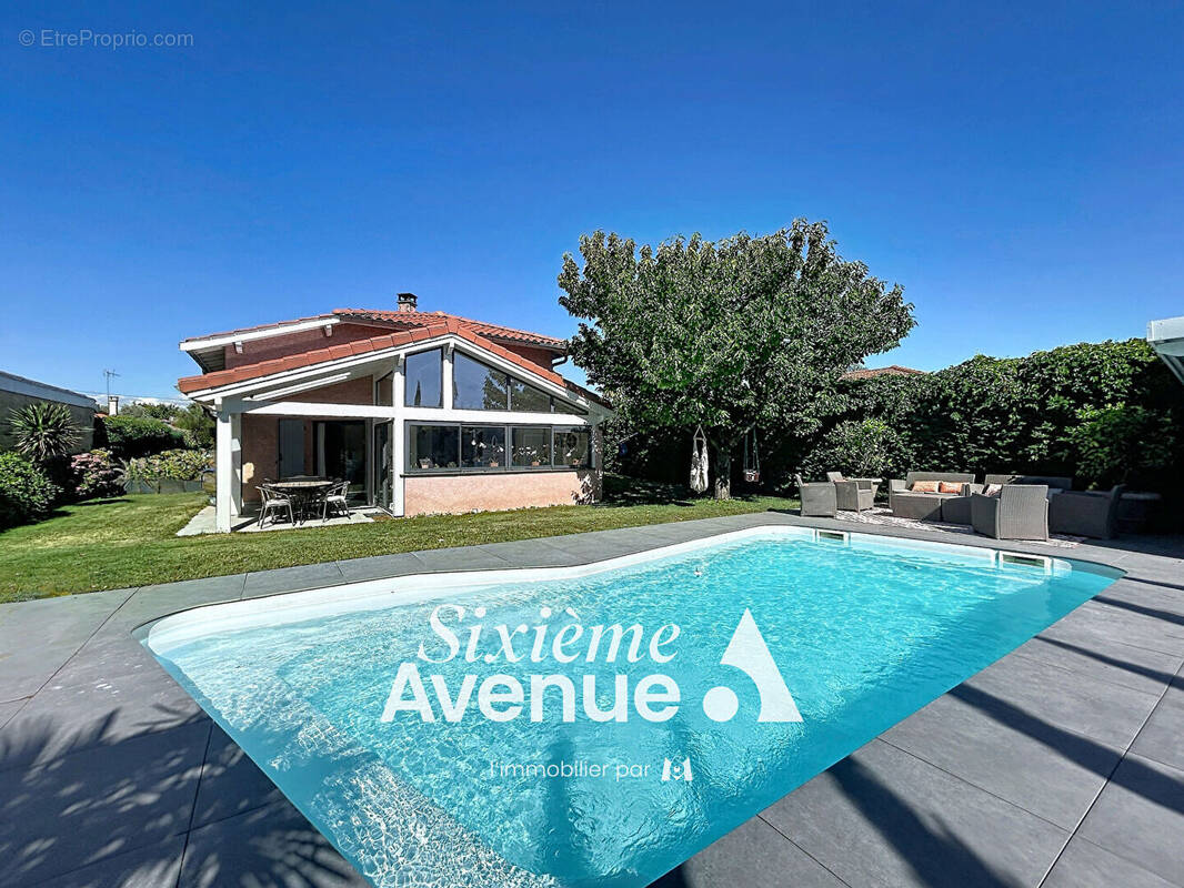 Maison à DECINES-CHARPIEU