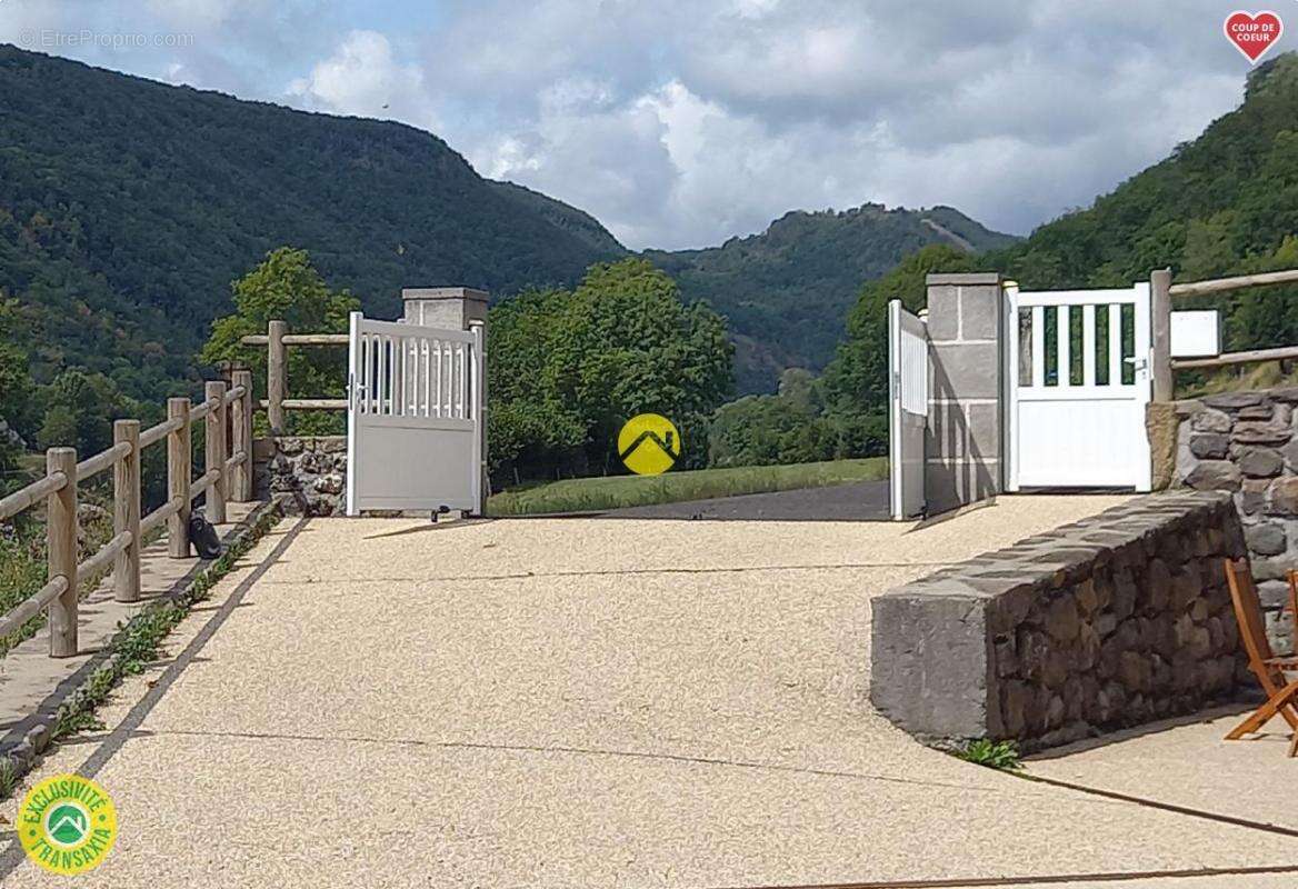 Maison à PIERREFORT