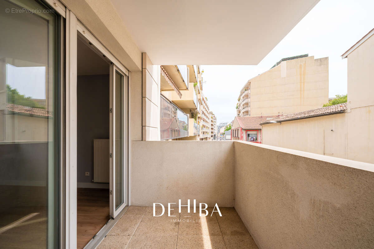 Appartement à MARSEILLE-8E