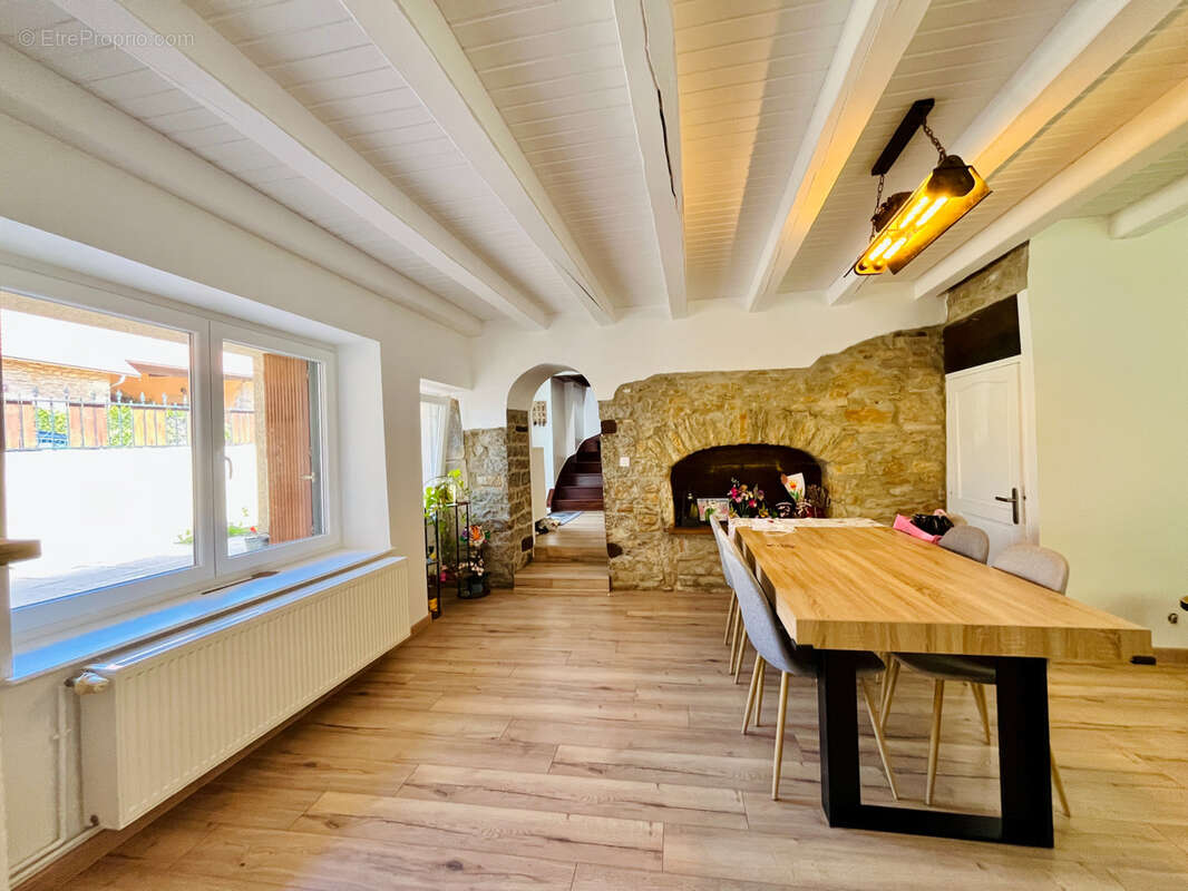 Maison à CHEMAUDIN