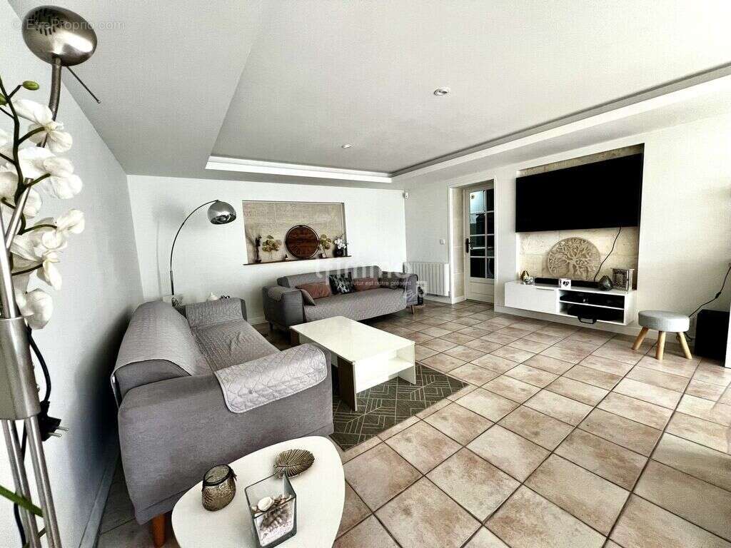 Maison à ARTIGUES-PRES-BORDEAUX