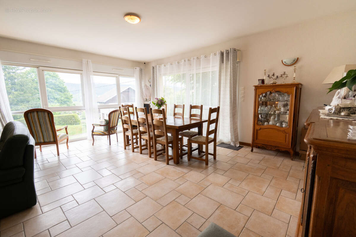 Maison à SAINT-POINT-LAC