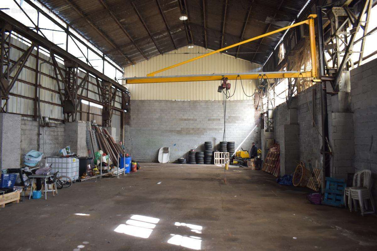 Commerce à L'HOPITAL