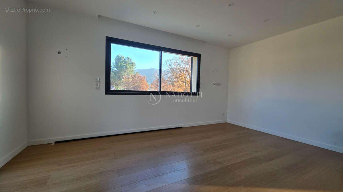 Oppède, Belle villa contemporaine - photo 8