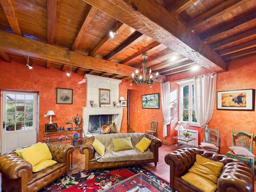 Maison à CASTILLON-LA-BATAILLE