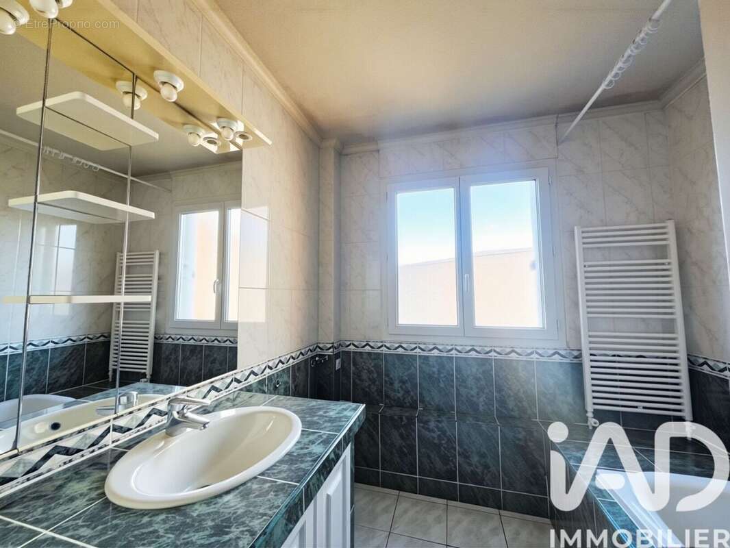 Photo 9 - Appartement à VITRY-SUR-SEINE