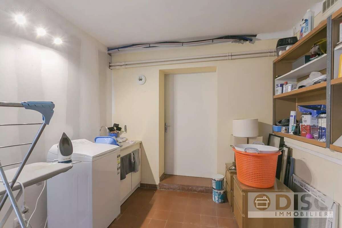 Maison à PUYLAROQUE