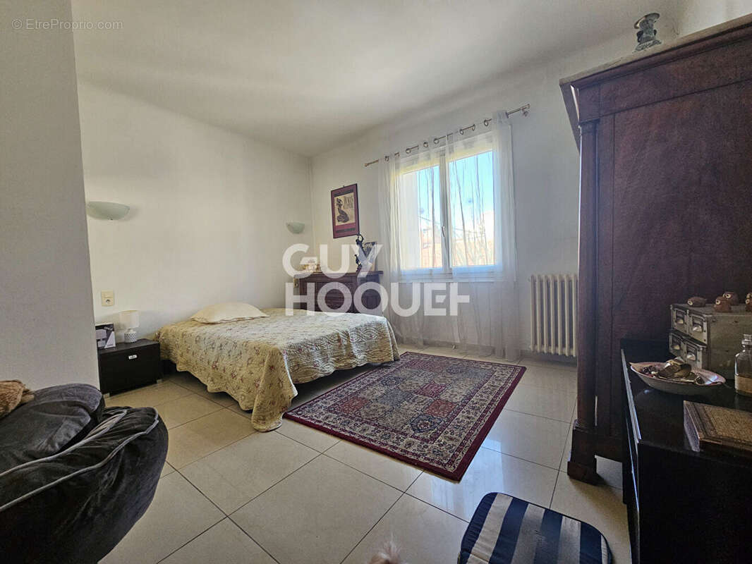 Appartement T4 avec garage et jardin commun. A vendre à PERPIGNAN (66000) Quartier Les Remparts - photo 7