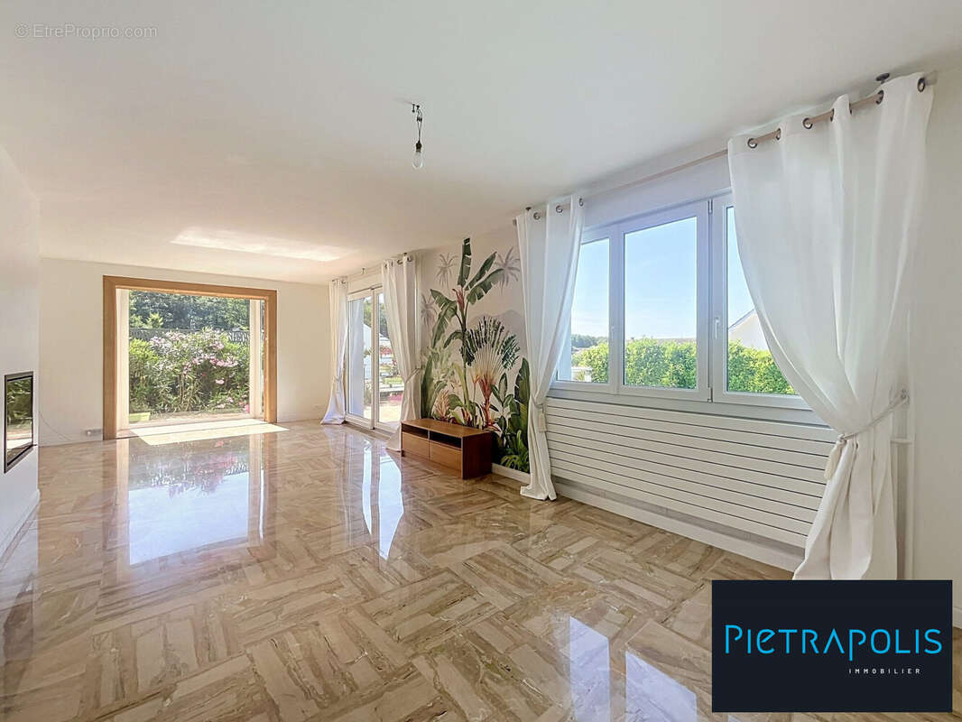Maison 224 m² à Corcelles-Les-Citeaux  - photo 8