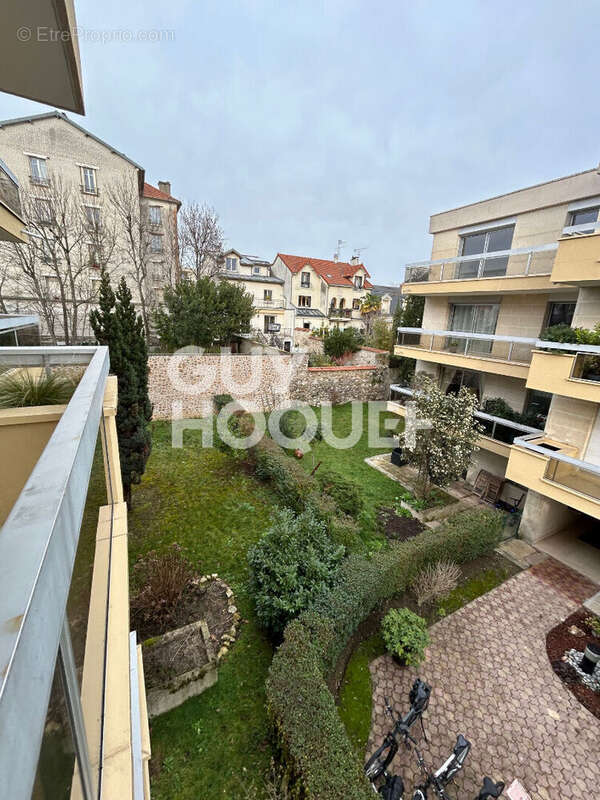 Appartement à LE PERREUX-SUR-MARNE