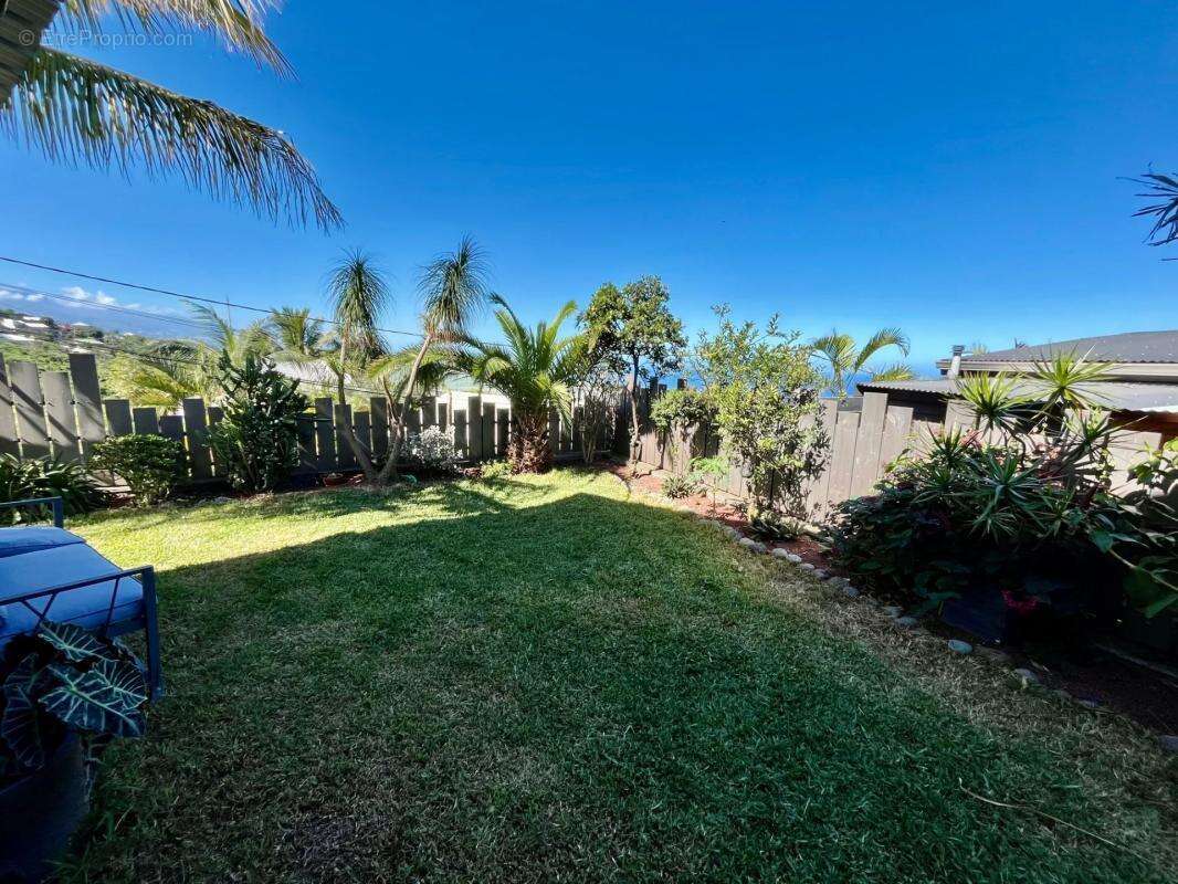 Maison à LES AVIRONS