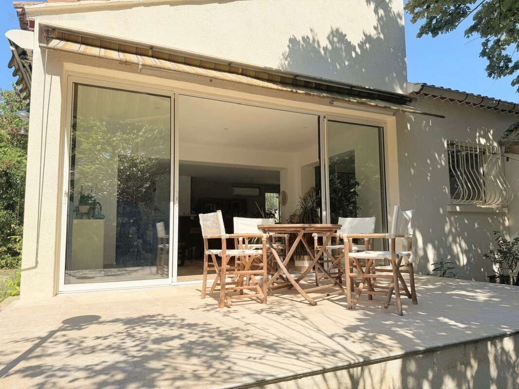 Maison à QUISSAC