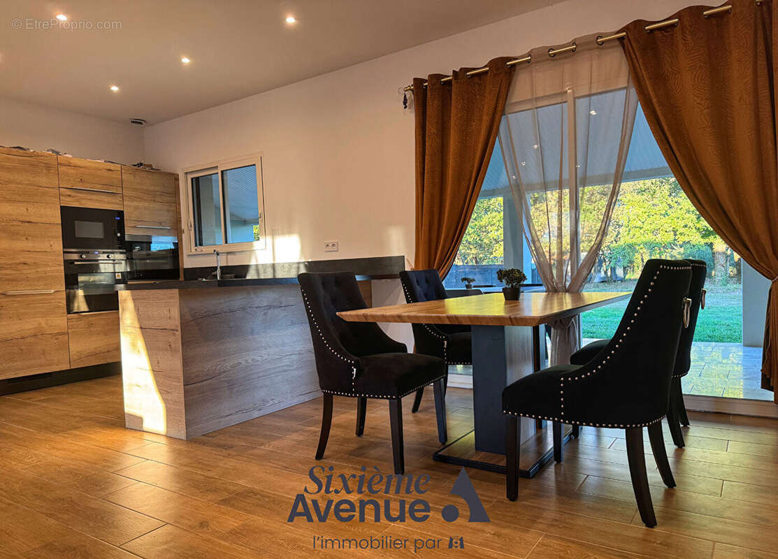 Maison à LES BARTHES