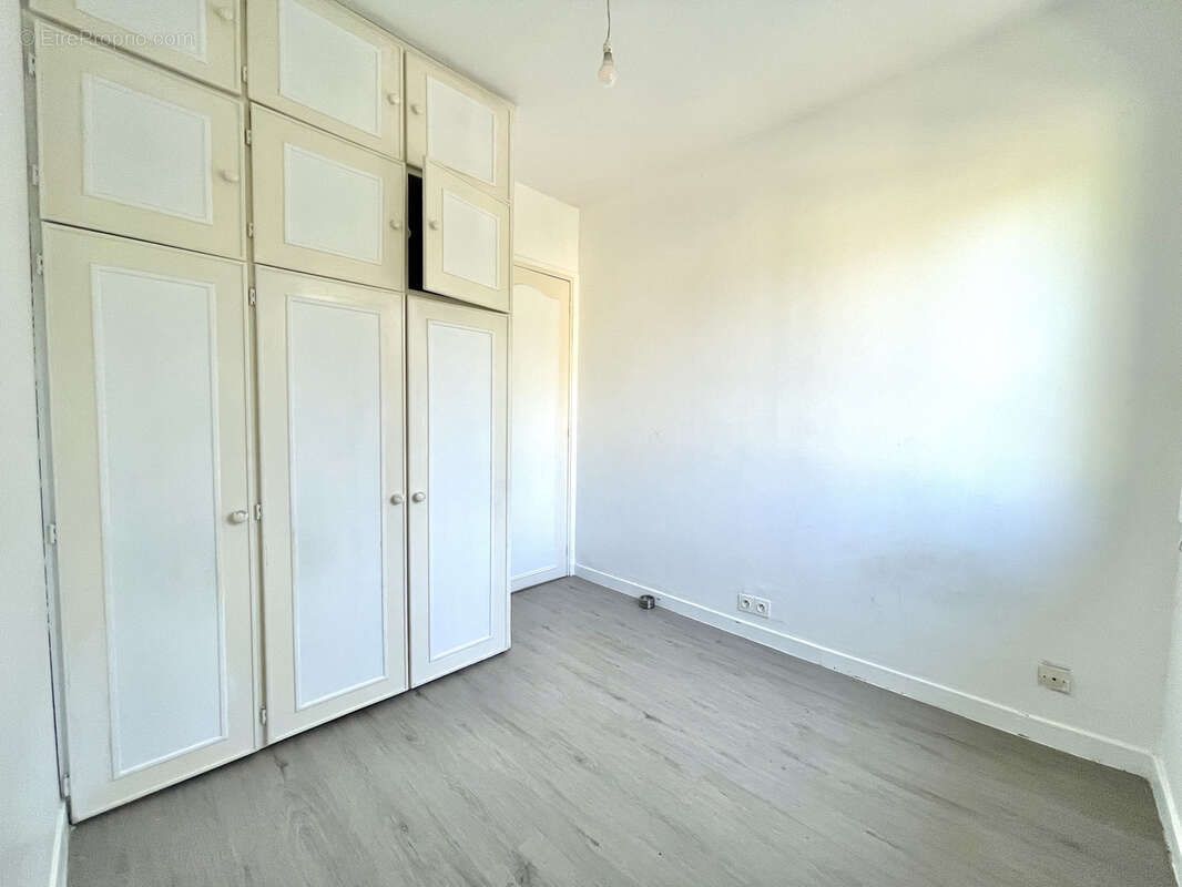 RANVILLE   Maison familiale de 168 m2 avec 5 chambres   Un fort potentiel dans un environnement privilégié - photo 9