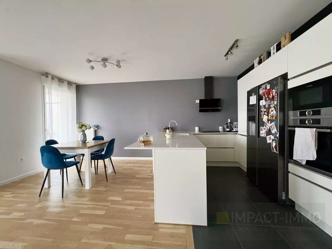 EXCLUSIVITÉ - Appartement 3 pièces, étage élevé avec terrasse - FRANCO SUISSE 2018 - photo 6