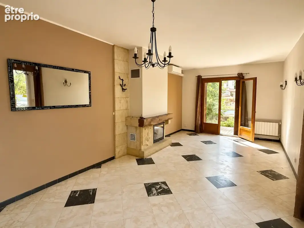 villa plain pied de 85 m2 a rénover sur 1076 m2  de terrain - photo 5