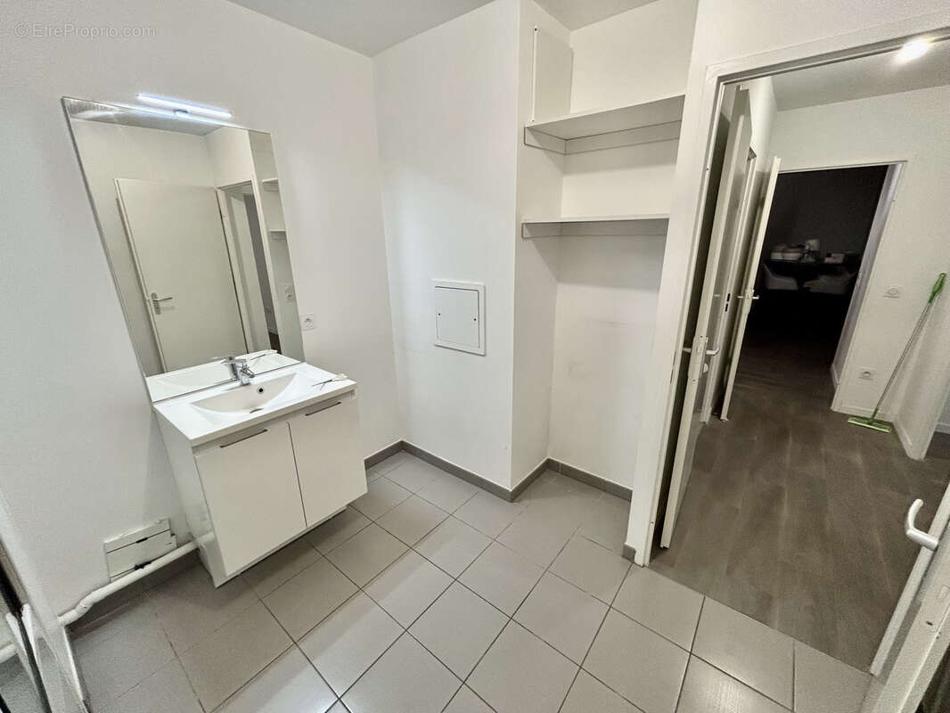 Appartement à CHARNY