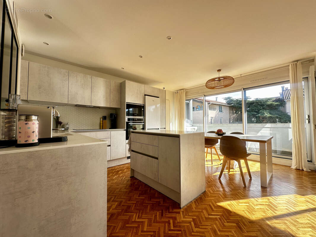 Appartement à LYON-3E