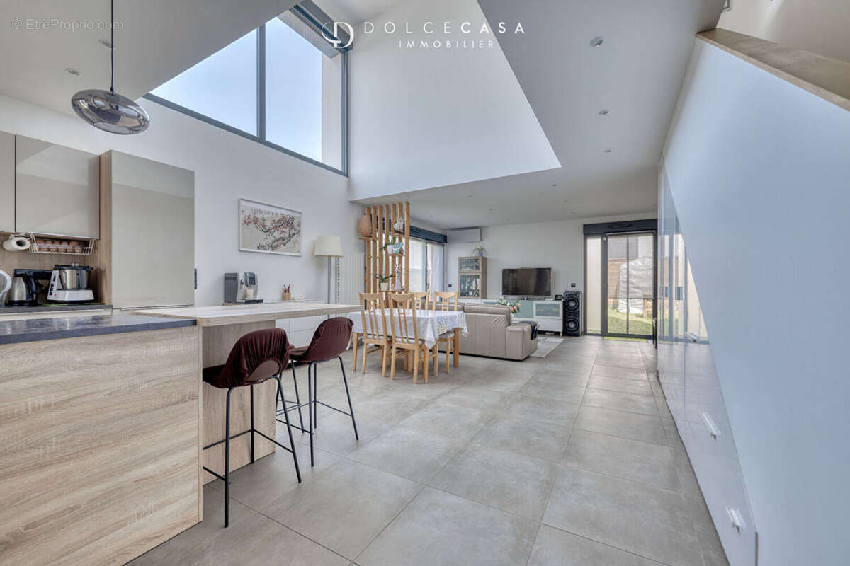 Maison à BRY-SUR-MARNE