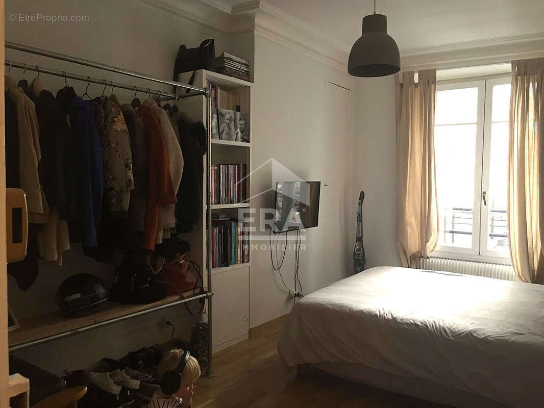 Appartement à PARIS-12E