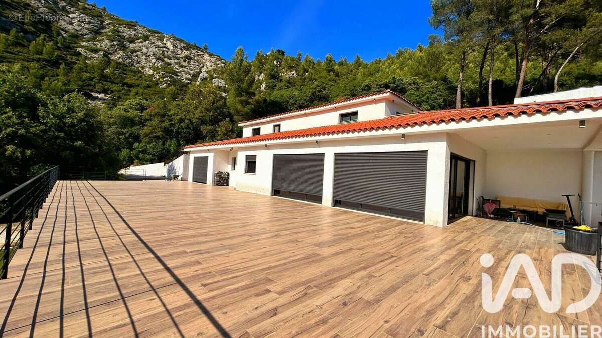 Photo 8 - Maison à GEMENOS