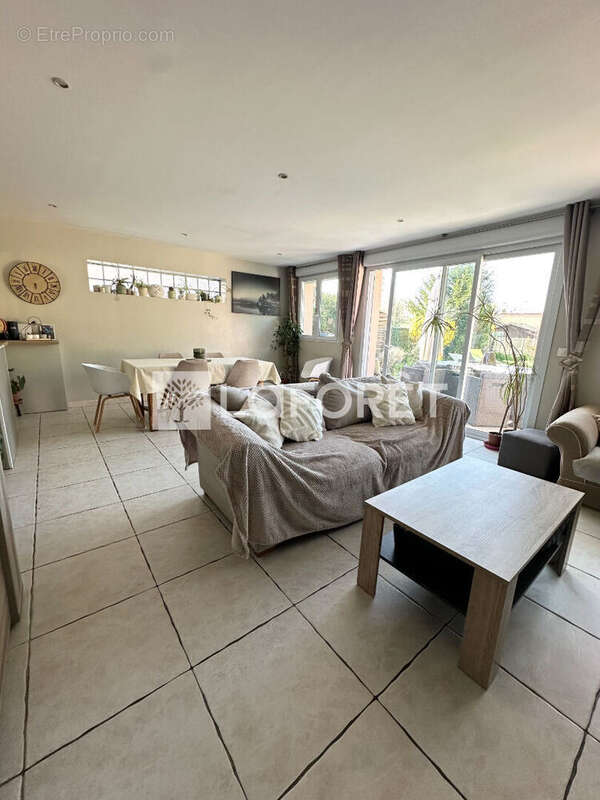 Maison à CORBEIL-ESSONNES