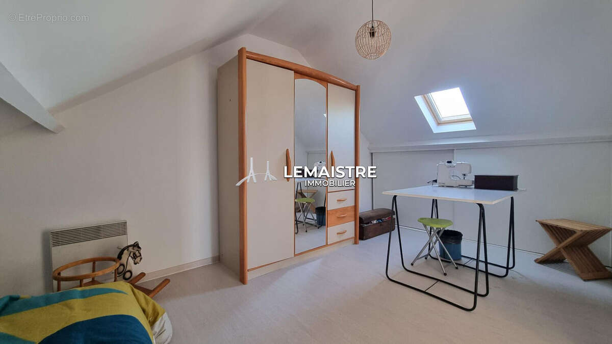 Maison à vendre - Sahurs - 97 m² - 4 chambres - Jardin / Sous-sol complet /  Grande Dépendance - photo 14