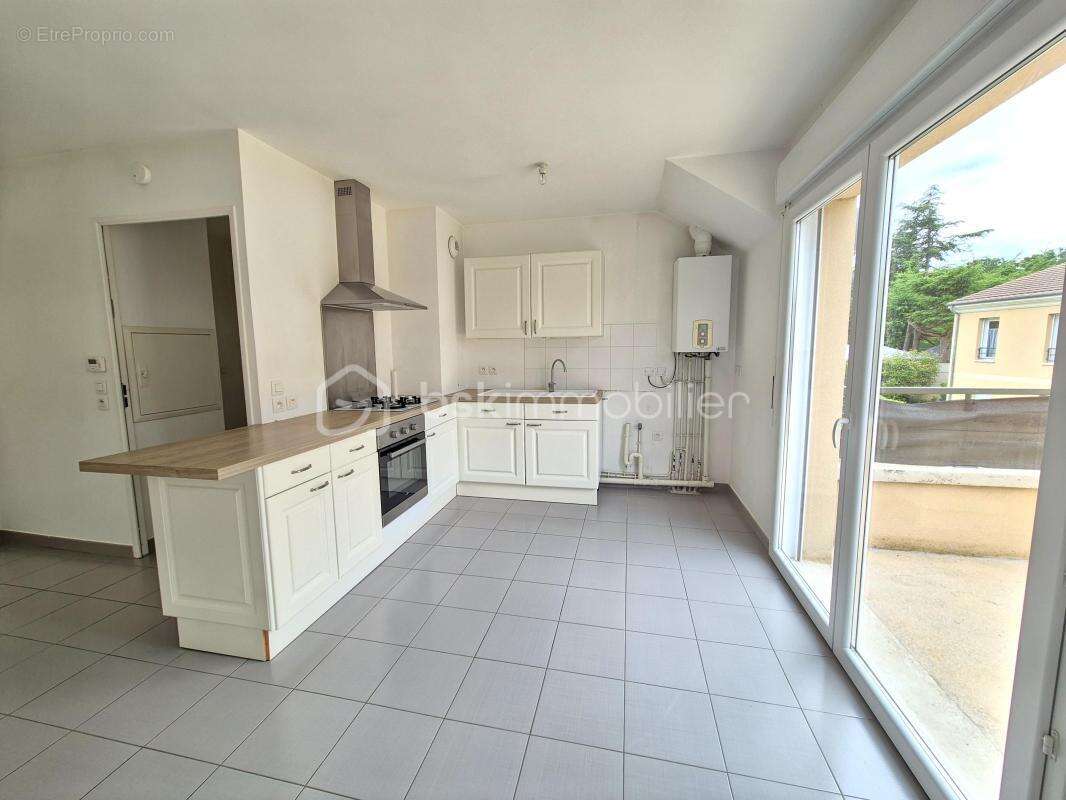 Appartement à LISSES