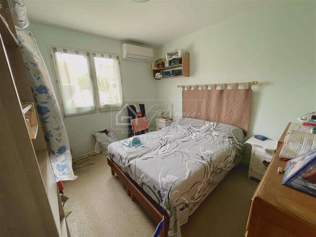 Maison à LA CHAPELLE-LA-REINE