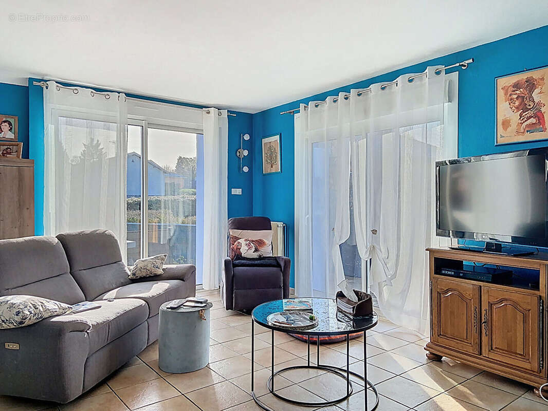 Maison à GIRONCOURT-SUR-VRAINE