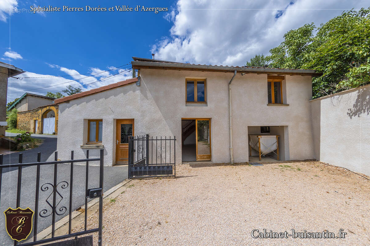 Maison à SAINT-VERAND
