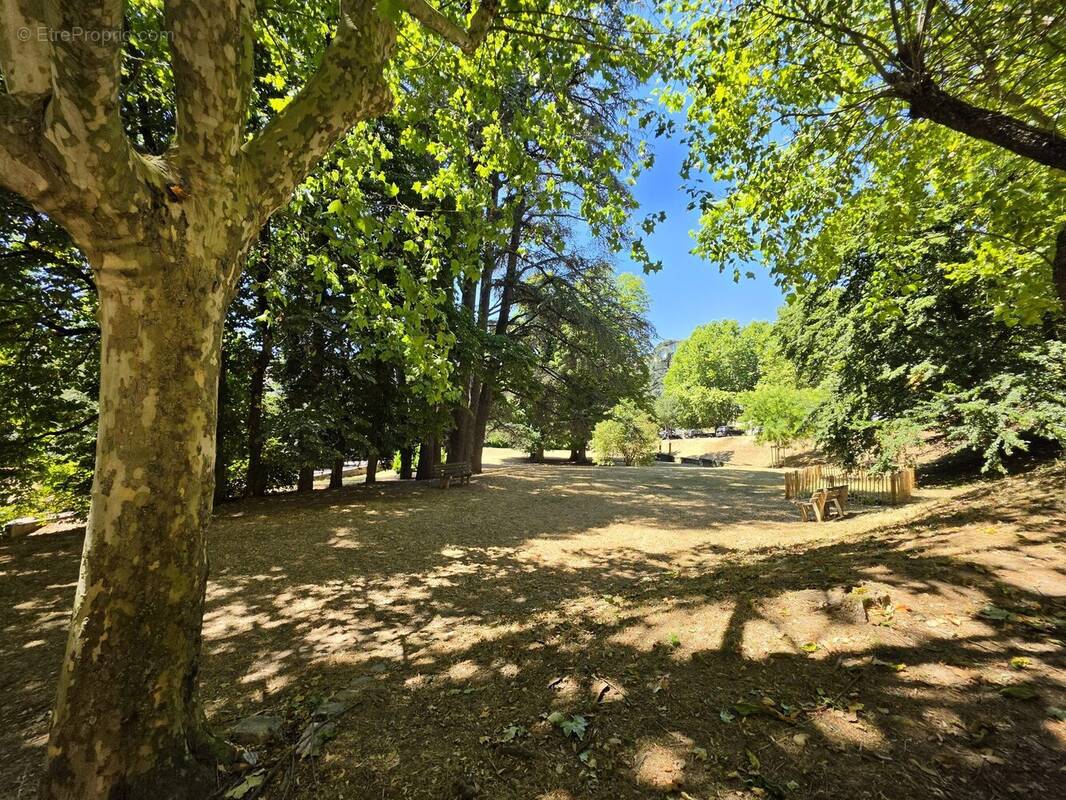 Appartement à LYON-5E