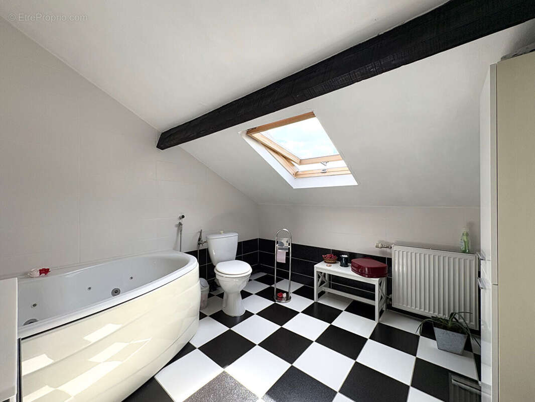 Maison à CHARLEVILLE-MEZIERES