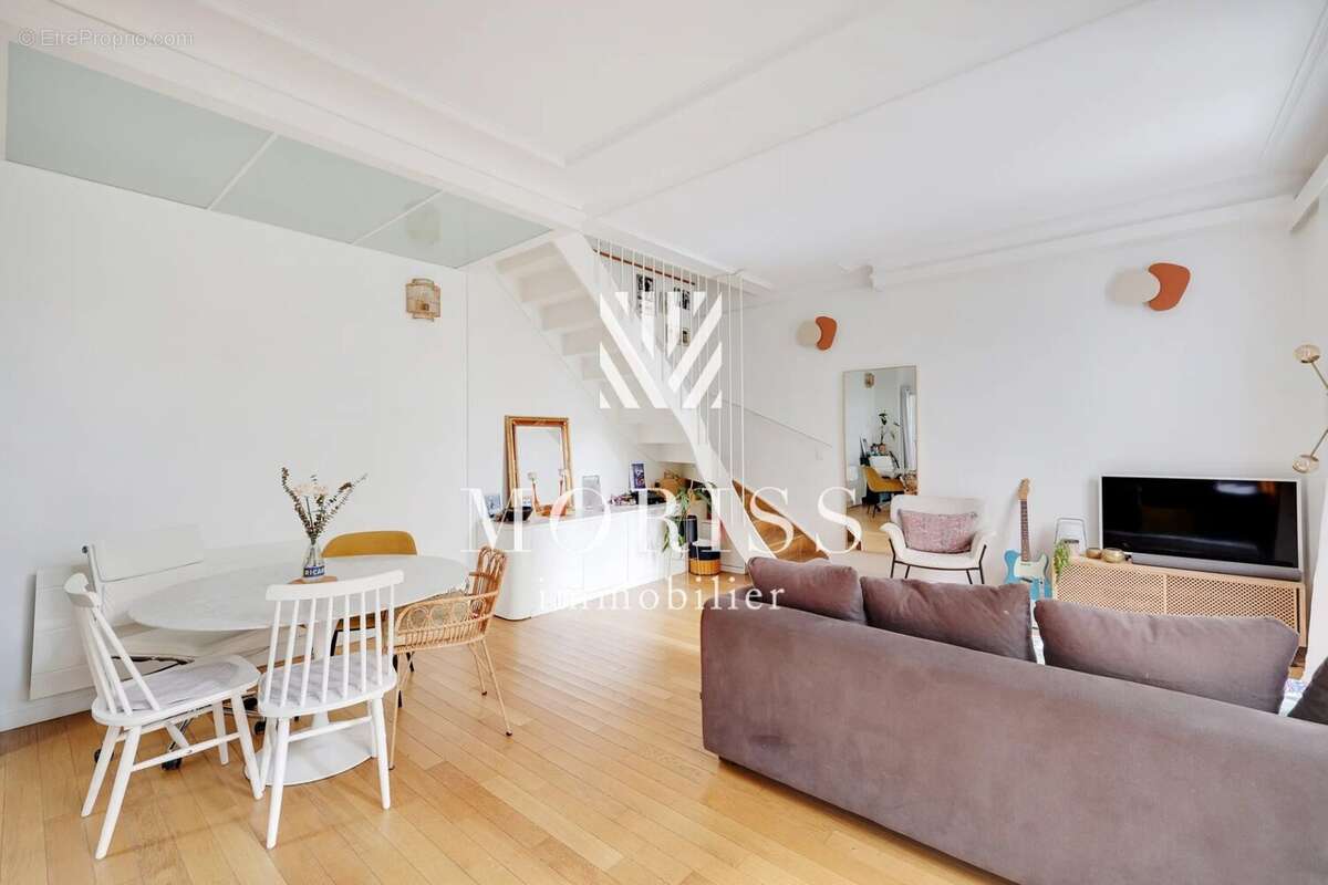 Appartement à PARIS-19E