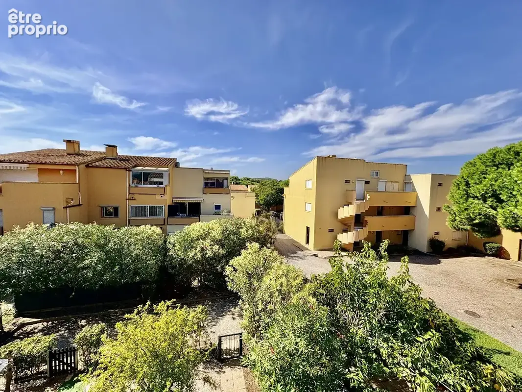 Le cap d'agde - la roquille  bel appartement 2 pièces avec loggia et parking privé - photo 2